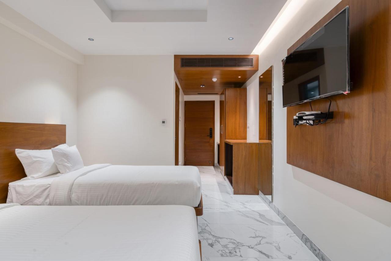 Hotel Vilvah Kojambuttúr Kültér fotó