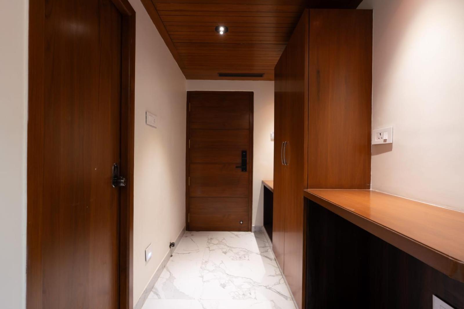 Hotel Vilvah Kojambuttúr Kültér fotó
